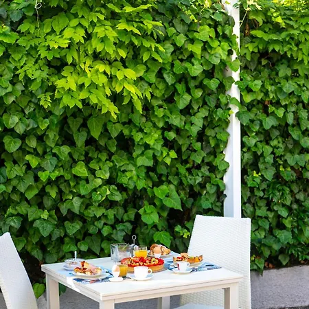 Helios 3* Diano Marina